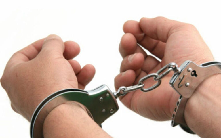 Two Chinese Nationals Arrested in Thamel with 2 kg Gold and Rs 2.4 Million Cash