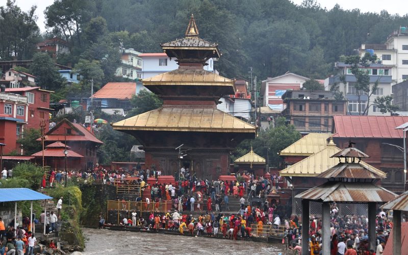 Thousands Gather at Gokarneshwar for Ancestral Offerings on Bhadra Krishna Aunsi
