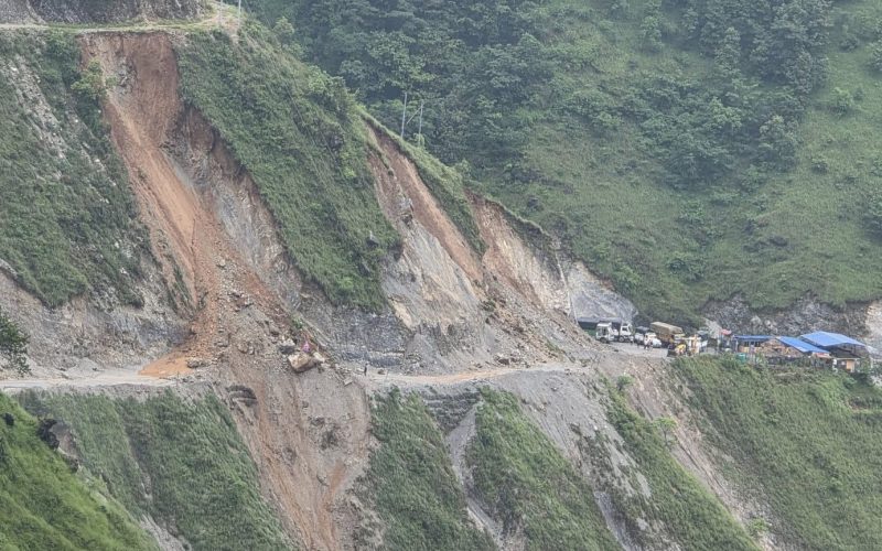 Syangja–Parbat Road Blocked for Over 24 Hours Due to Landslide