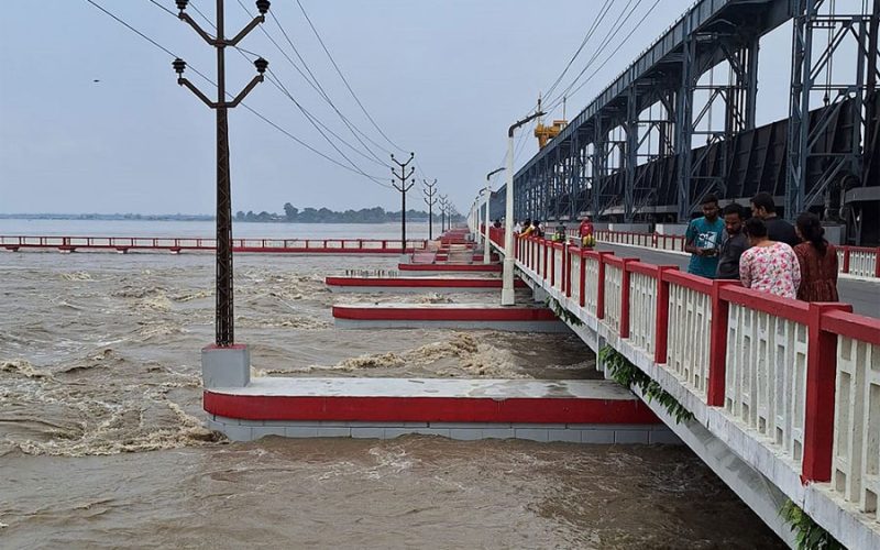 Rising Water Flow in Saptakoshi River Raises Concerns