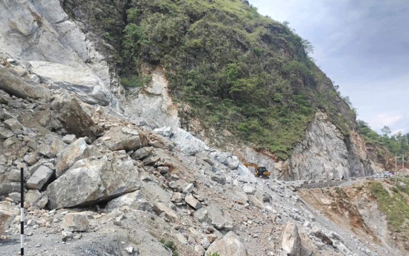 Floods and Landslides Block Kali Gandaki Corridor and Ridi–Wamitaksar Road