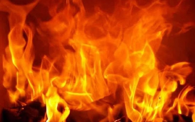 Fire Breaks Out at Shivam Cement Staff Quarters in Hetauda
