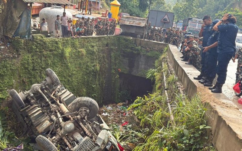16 Soldiers Injured as Nepal Army Truck Crashes in Makwanpur