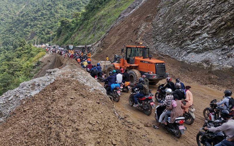 Narayangadh–Muglin Road Reopens One-Way After Landslide Clearance