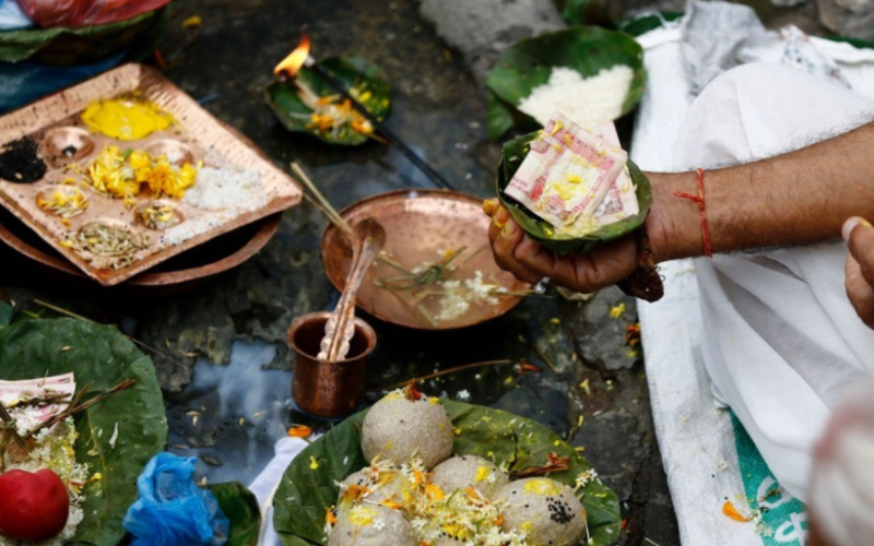 Pitri Paksha Concludes Today with Final Shraddha Rituals