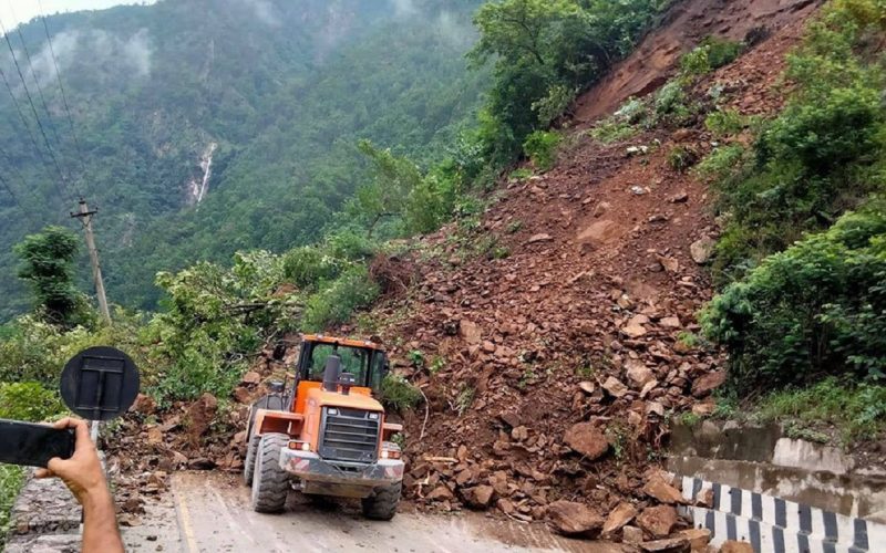 Landslides Block Prithvi Highway in Dhading and Chitwan