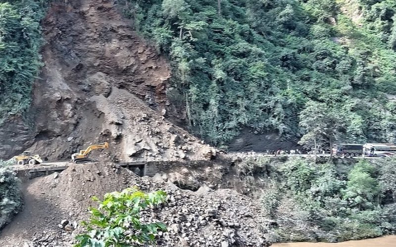 Landslides Block Prithvi Highway in Dhading’s Benighat Rorang