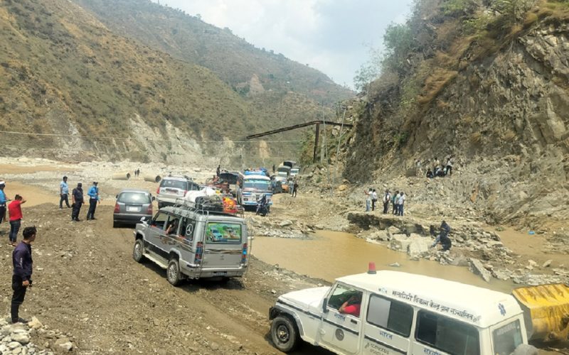 Two-Day Vehicle Movement Ban on BP Highway Due to Heavy Rain and Landslide Risk