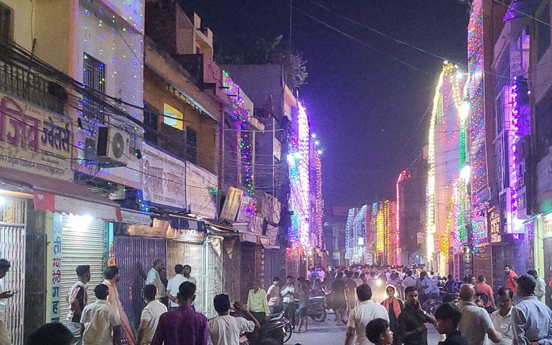 Clash Between Police and Traders in Janakpurdham After Raid on Jewelry Shop; Federation President and Police Injured